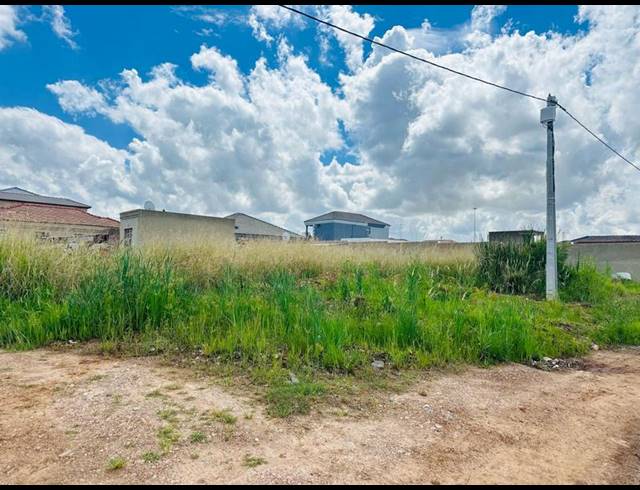 LAND FOR SALE IN MOHLAKENG